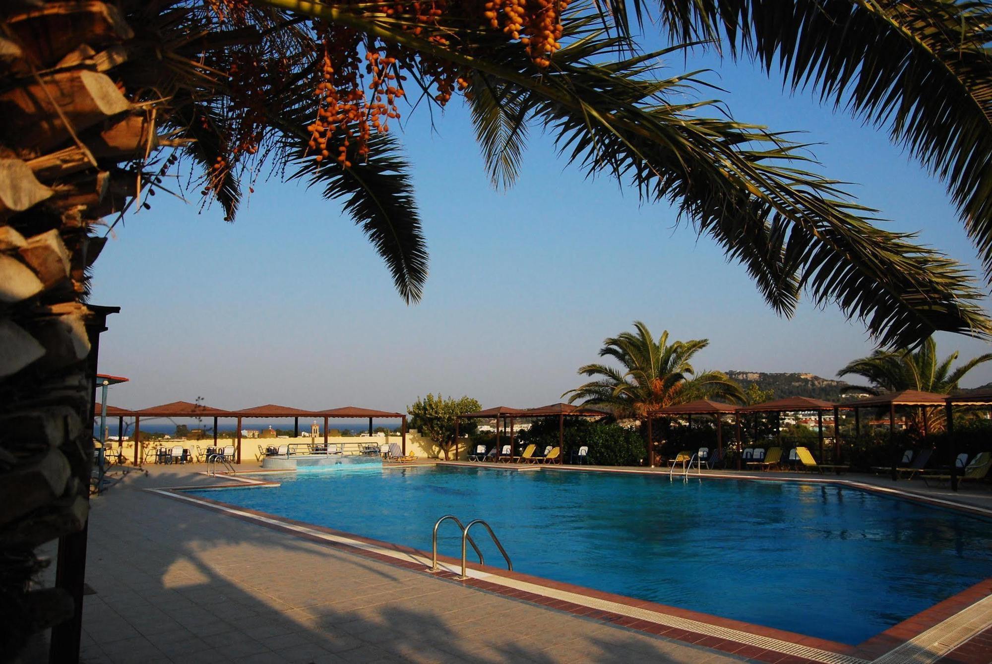 Telhinis 2*