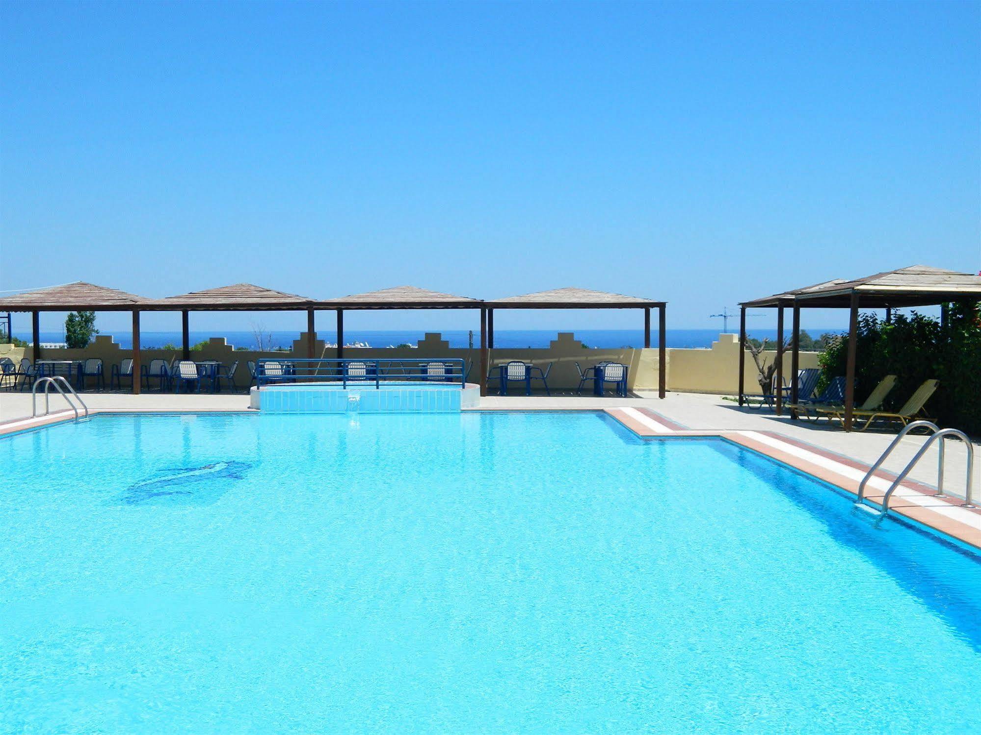 Hotel Telhinis 2*